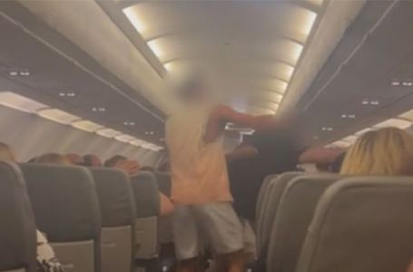 Tuča u avionu iz Zagreba: “Bilo je krvi posvuda, djeca su plakala, ljudi su bježali”