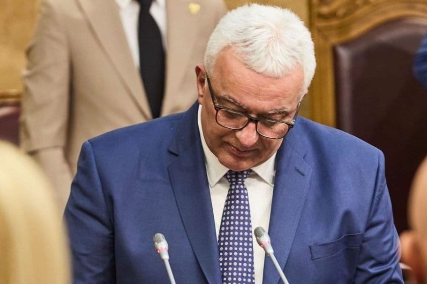 NANEZIĆ OŠTRO REAGIRAO: "I na Dan žalosti, četnički vojvoda Mandić provocira"