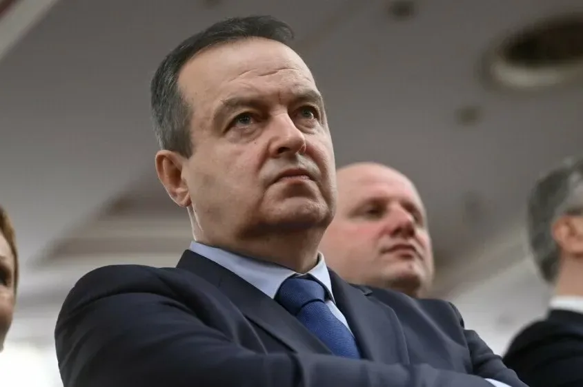 Amerika i EU prevarili Srbiju, tvrdi Dačić