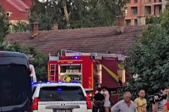 Drama u Novom Sadu: Muškarac zapalio naselje, pa upucao dijete