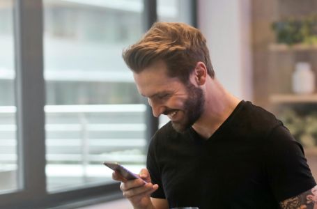 Švalera ćete lako prepoznati na prvi pogled: Svaki ženskaroš ima ovih pet ključnih osobina