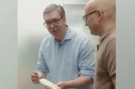 Vučić i Vučević objavili bizaran snimak, pogledajte šta rade (VIDEO)