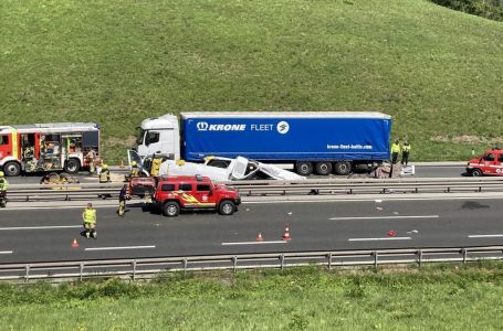 Pet mrtvih na autocesti, objavljeni prvi detalji: Stranac se kombijem zabio u kamion