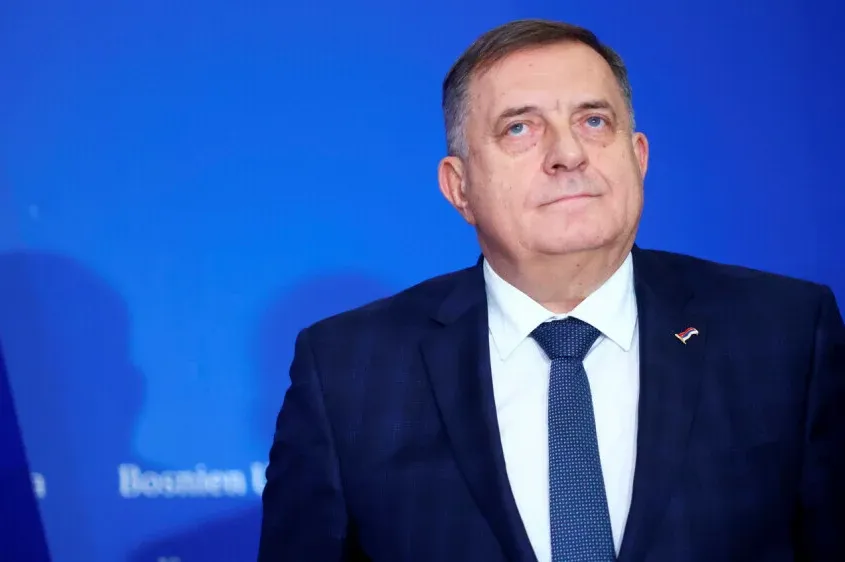 Je li dolazak visokog američkog zvaničnika za NATO u BiH uoči izricanja presude Dodiku slučajnost