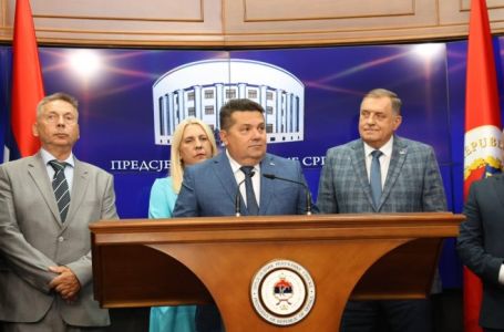 Stevandić „poludio“ nakon CIK-ove odluke: Nije Dodik stolica da je nekom predate, pa donesete drugu