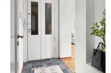 Skoro svi ovo imamo u hodniku, a ne znamo da privlači nesreću i bijedu