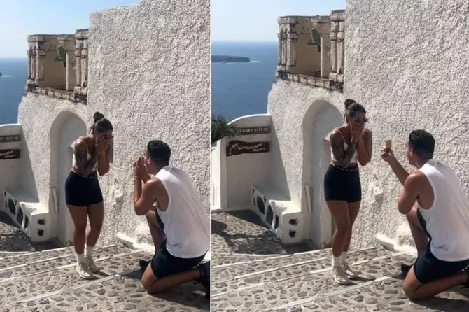 Dečko ju je ZAPROSIO NA SANTORINIJU, a onda je pogledala snimak i NJENOM OČAJU NIJE BILO KRAJA