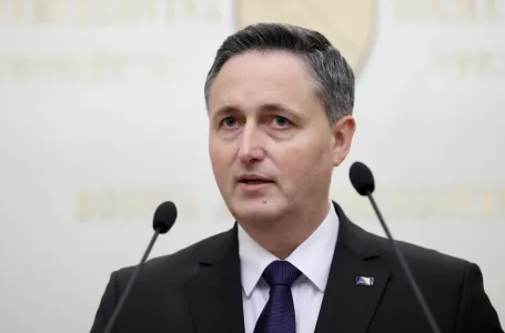 Bećirović komentarisao presudu Dodiku, pa poslao poruku Vučiću