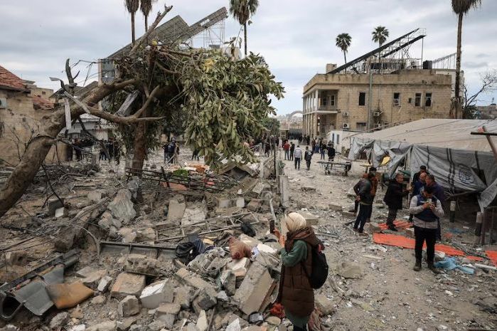 Američki izaslanik s izraelskim porodicama talaca: Radimo na planu koji bi okončao rat u Gazi