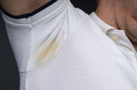 Ni sirće ni soda, a ni kreda: Uklanja fleke sa odjeće kao rukom, ostavite je samo na ovo mjesto