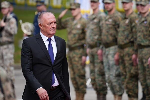 Helez: Dodiku odsviran kraj! Bahati vođa RS ostaje bez svega!