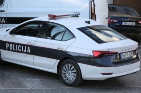 Teška nesreća kod Gradačca, vozač mopeda preminuo nakon sudara s automobilom