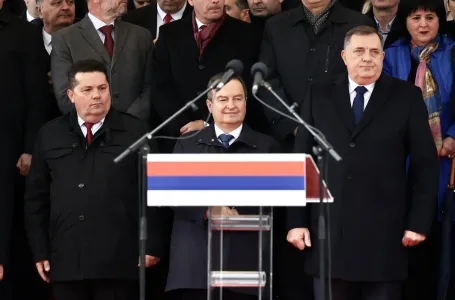 Vanredna sjednica Saveza opština RS zbog presude Dodiku!