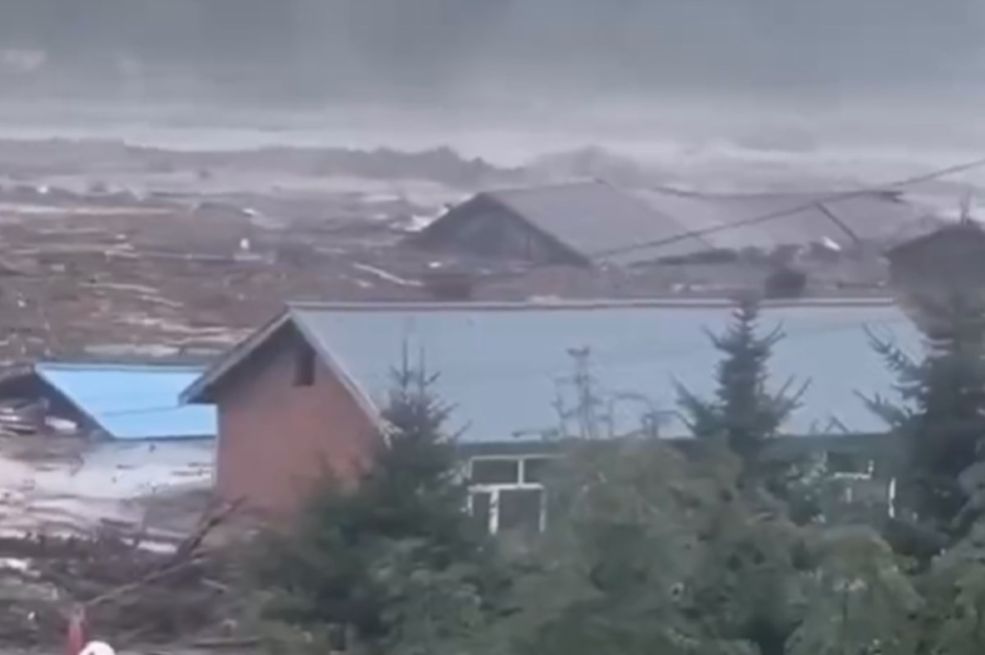 Razorne poplave u Kini. Najmanje 10 mrtvih, više od 30 nestalih