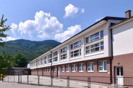 Dijete teško povrijeđeno nakon što ga je automobil udario u Hrasnici