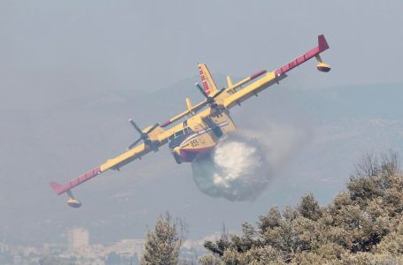 Hrvatska poslala kanader u Crnu Goru