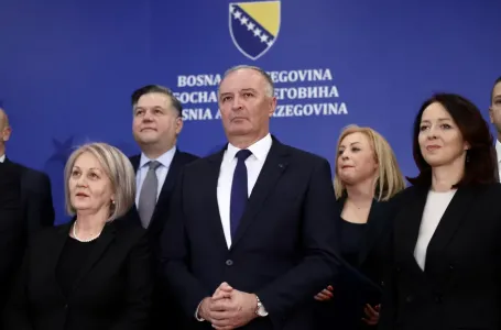BiH kasni s reformama, rizikuje gubitak stotina miliona eura iz EU fondova