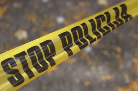 NESREĆA NA DOBRINJI: Golf se zakucao u banderu, povrijeđena jedna osoba