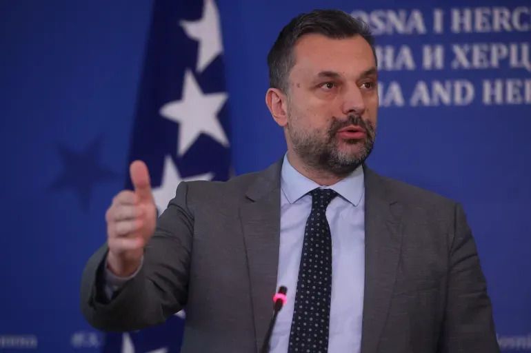 Konaković priznaje greške: ‘Zapostavili smo NiP, nezadovoljan radom nekih javnih preduzeća’