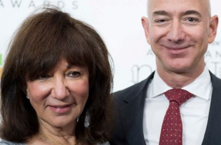 Umrla majka Jeffa Bezosa