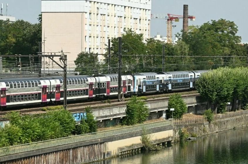 Putnik iz voza ugledao stravičan prizor: Policija iz rijeke izvukla četiri tijela