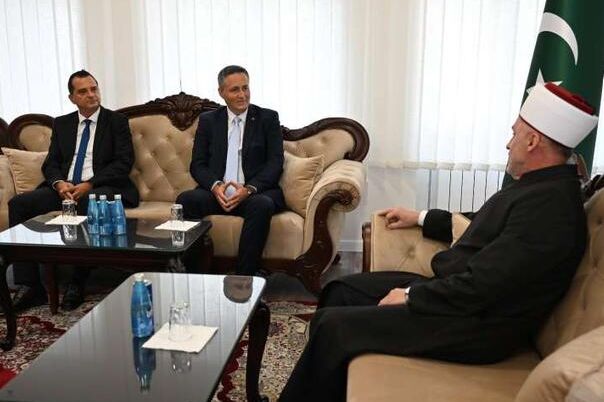 Bećirović posjetio muftiju bihaćkog: poruke mira i saradnje