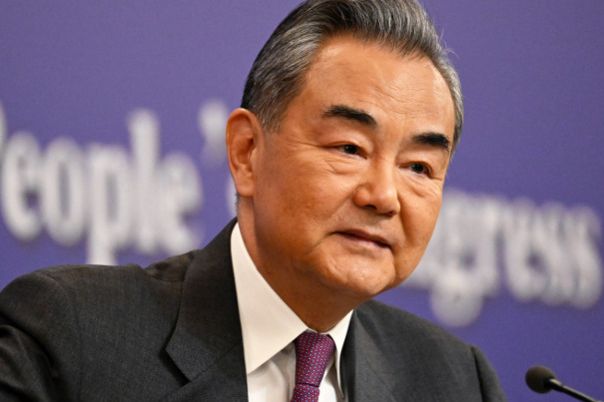 Wang Yi od ponedjeljka u službenoj posjeti Indiji — na granici ništa krupnije