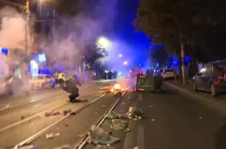 Srbija tone u haos: Protesti, nasilje i potpuna medijska blokada