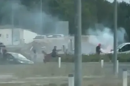 Policija brzo reagovala kod Pologa kod Mostara: sukob navijača izazvao haos na putu