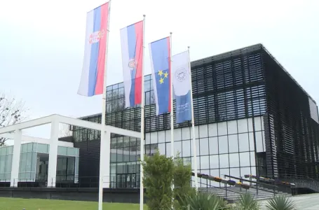 Akademski plenum traži ostavku rektora Novosadskog univerziteta — razlog: pad na Šangajskoj listi