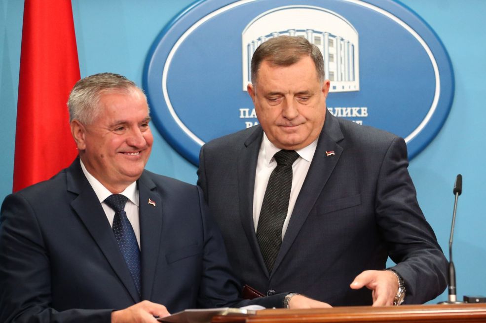 Dodikov potez šokira: Premijer Višković na udaru, novi lider u Vladi RS?