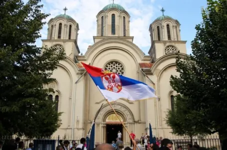 Mlada uzela sve koverte i pobjegla sa bivšim dečkom: Porodicu još više šokirala njena sestra