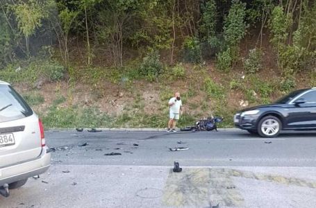 Horor kod Sarajeva: Motocikl smrskan, cesta puna dijelova!