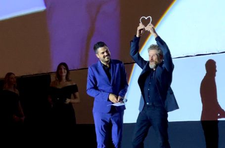 Počasno Srce Sarajeva uručeno slavnom glumcu Willemu Dafoeu