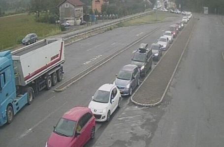 Gužve na granici već od jutra: Očekuju se kolone i duža zadržavanja