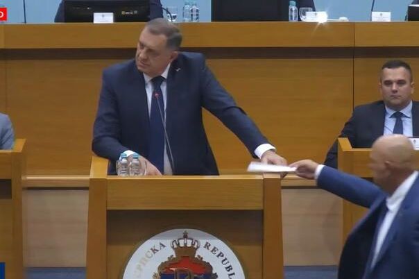 Dodik pročitao ime osumnjičenog za lažnu dojavu o bombi u NSRS