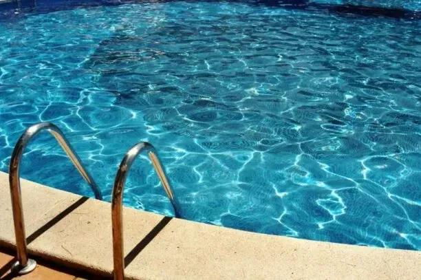 Turisti u šoku: Kuću s bazenom u Hrvatskoj platili 2500 eura, a dočekao ih teški užas