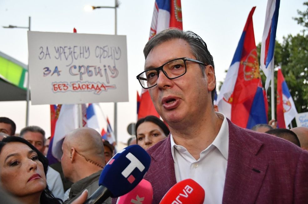 Vučić na skupu protiv blokada: "Okupilo se 55.000 ljudi"