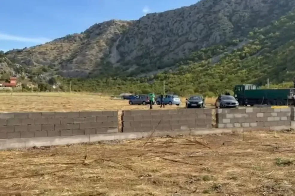 Izgradnja harema u Stocu pretvorena u političku bitku: Mještani u akciji