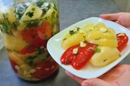 Kisele paprike sa bijelim lukom po receptu starom 50 godina: Ne kuhaju se, a gotove su očas posla