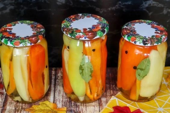 PAPRIKE U TEGLI ZA 10 MINUTA: Bez konzervansa, bez pasterizacije i bez kuhanja