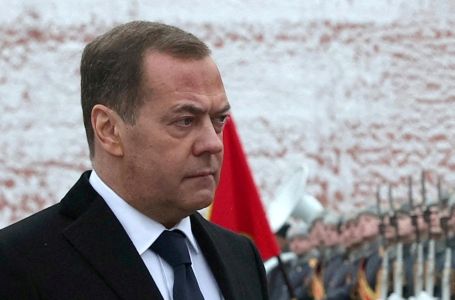 Medvedev prijeti Austriji napadom ako uđe u NATO