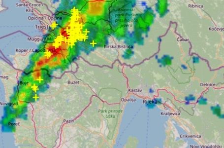 Nevrijeme stiglo u regiju, kiša potapa Istru: Pratite uživo kretanje oluje prema BiH