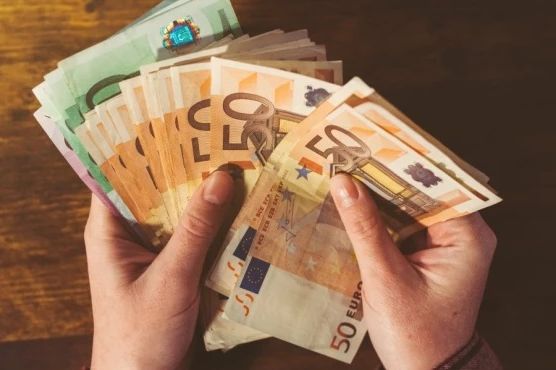 3 horoskopska znaka imaće ludačku sreću do 2027: A jedan znak će zaraditi brdo para