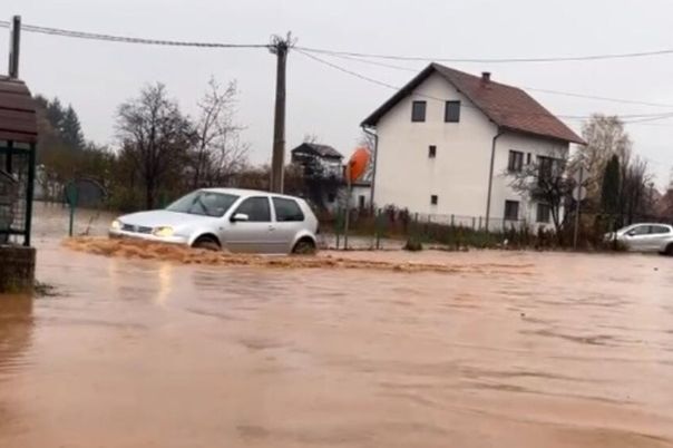 Izdato upozorenje: Poduzeti preventivne mjere zaštite od kišnih padavina