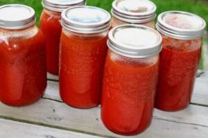 Domaći mljeveni paradajz za zimnicu: Bez kuhanja, a čuva se i do 2 godine