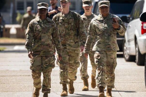 Trump šalje vojsku na ulice Chicaga? Guverner u panici