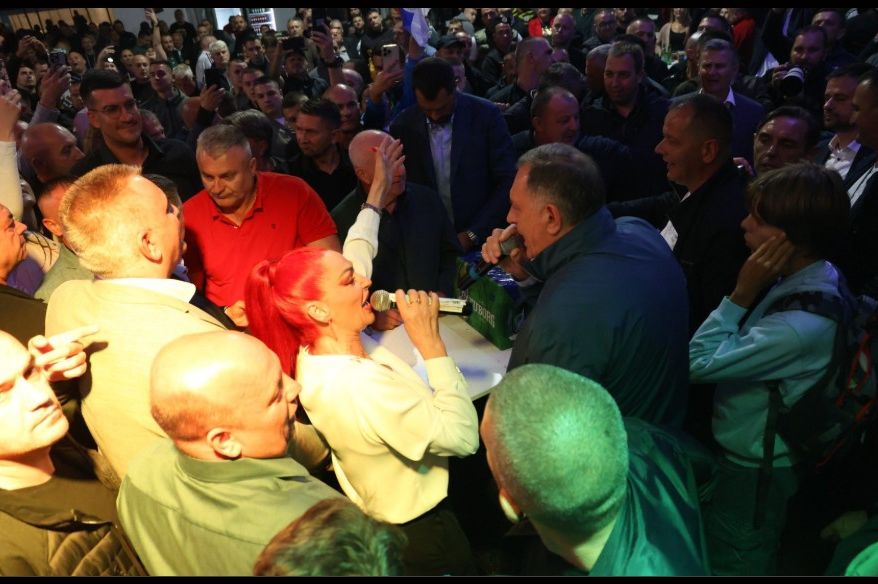 Dodik se oglasio na društvenim mrežama, pa zbog jedne reakcije ukinuo komentare...