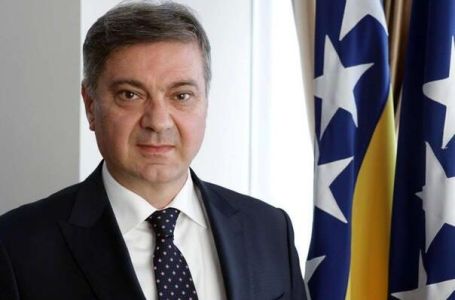 Zvizdić: Opozicija iz RS opravdano negoduje, budžet smo trebali usvojiti odavno