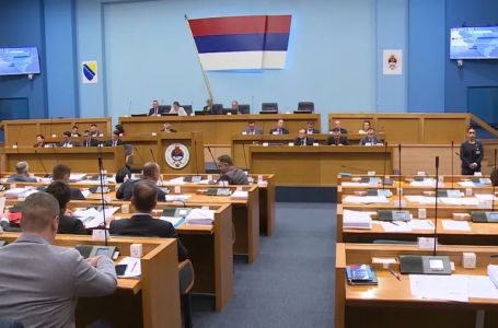 Počela posebna sjednica NSRS: Evo ko su novi ministri u nelegalnoj Vladi RS